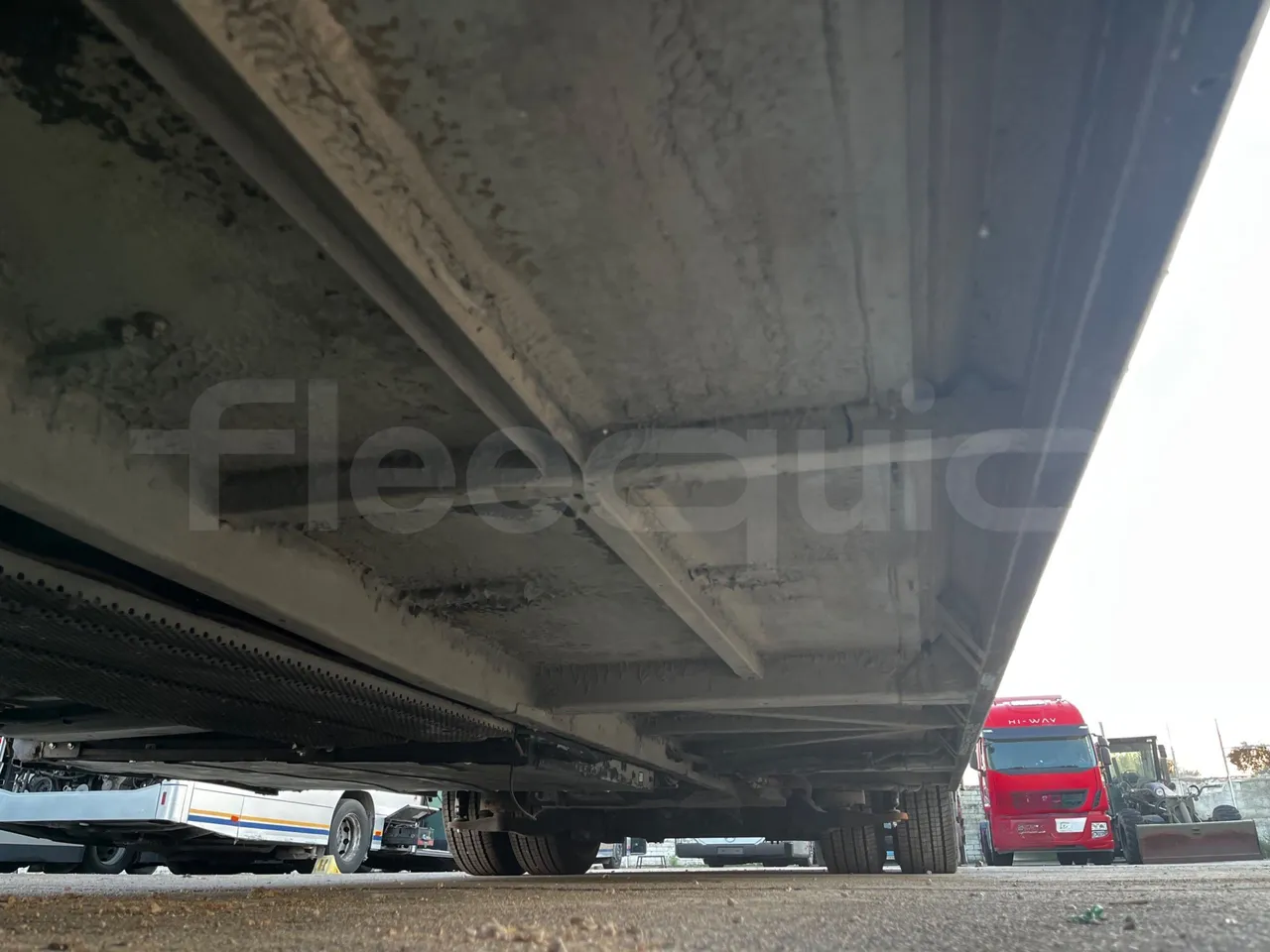 Mercedes-Benz Citaro O 530 - EUR3 - 220kW - 12.000m - central undercarriage photo
