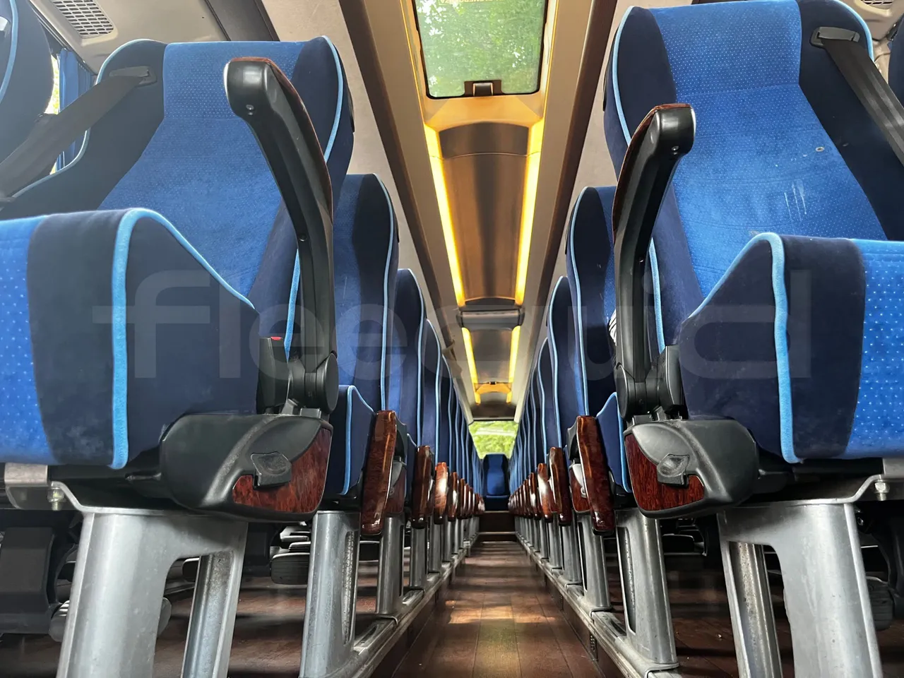Iveco Magelys - seat brackets photo
