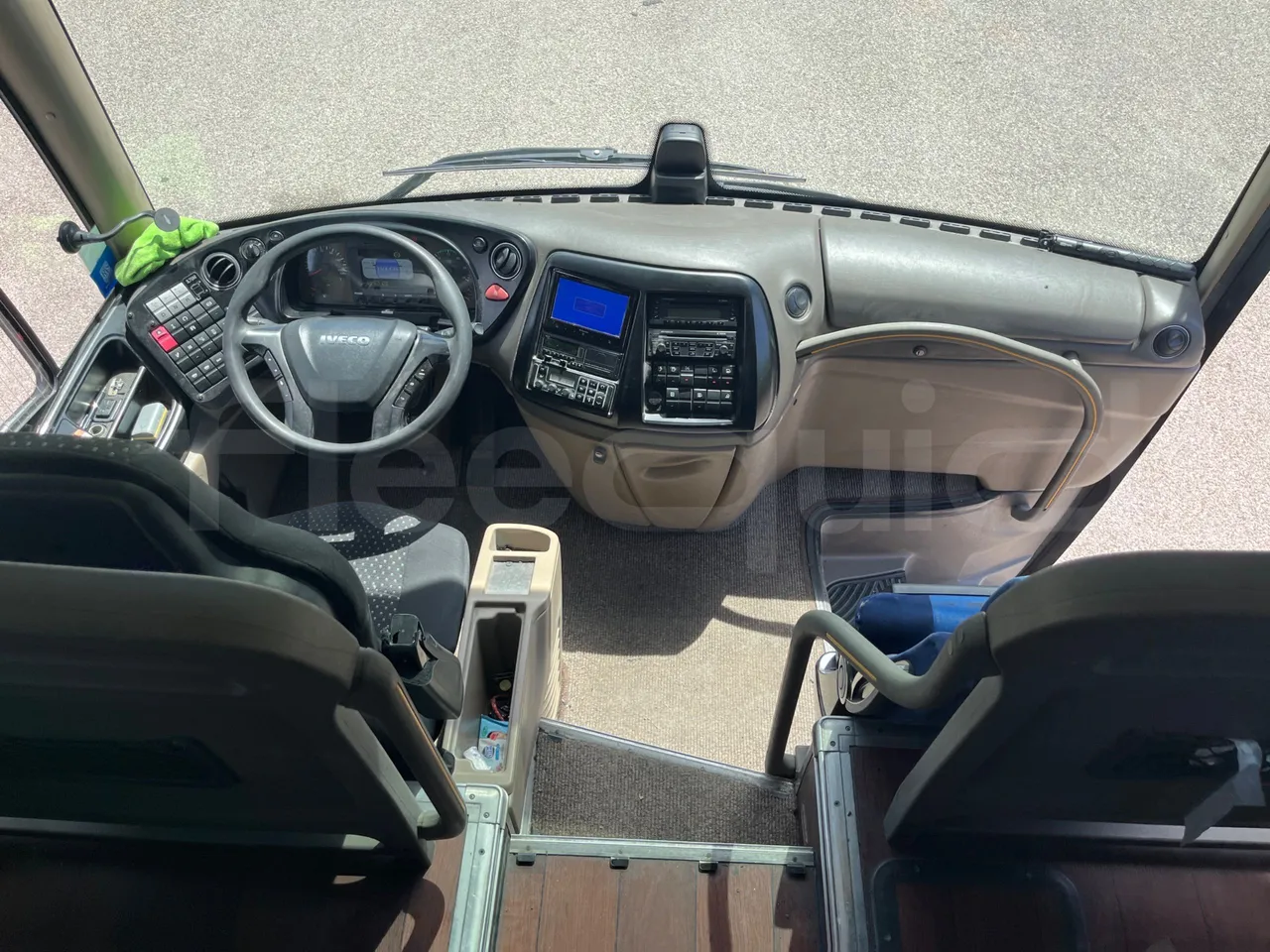 Iveco Magelys - buttons panels on