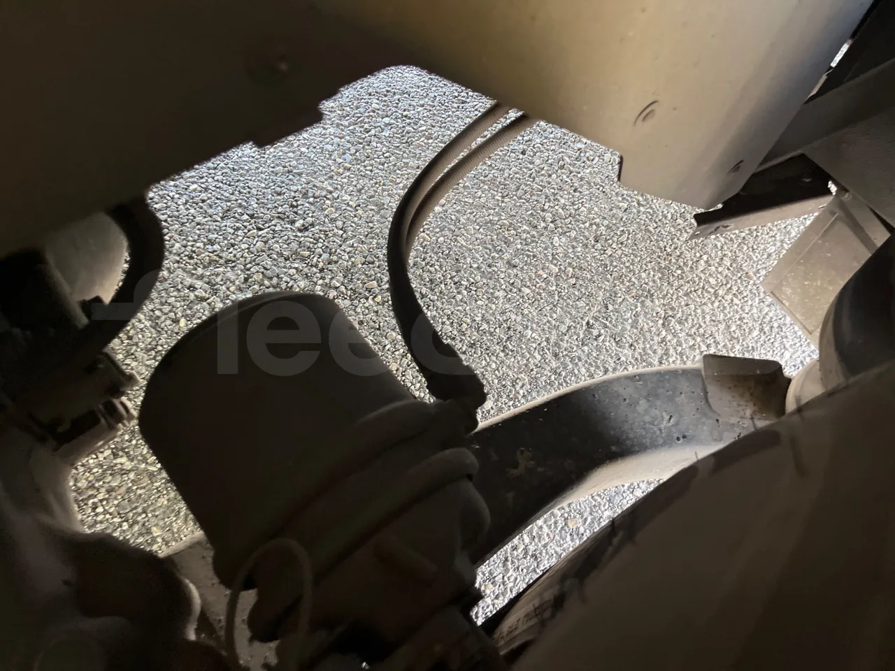 Iveco Magelys - axle 2 caliper brakes left