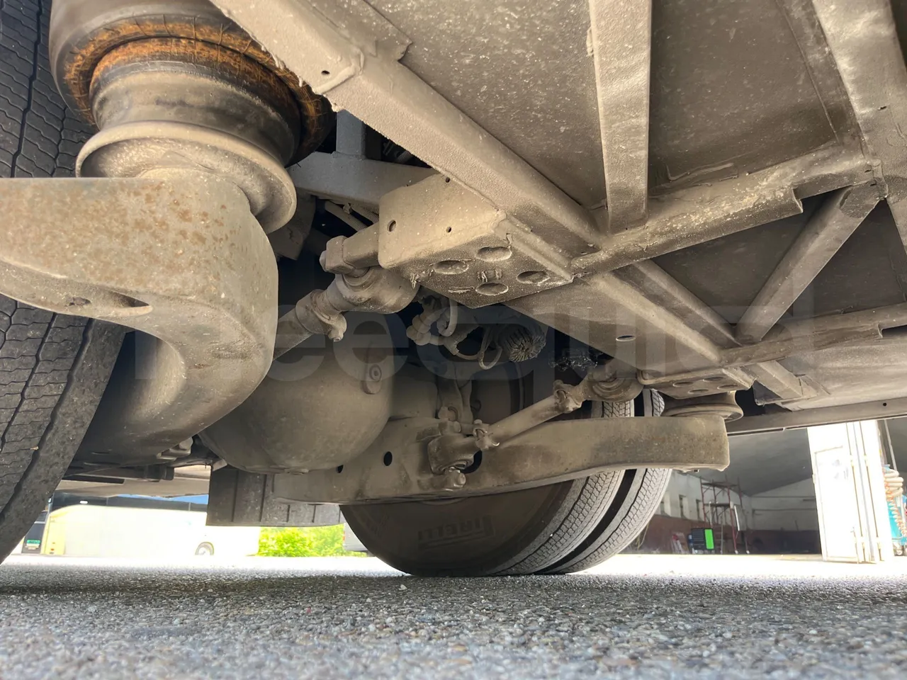 Iveco Magelys - axle 2 discs right