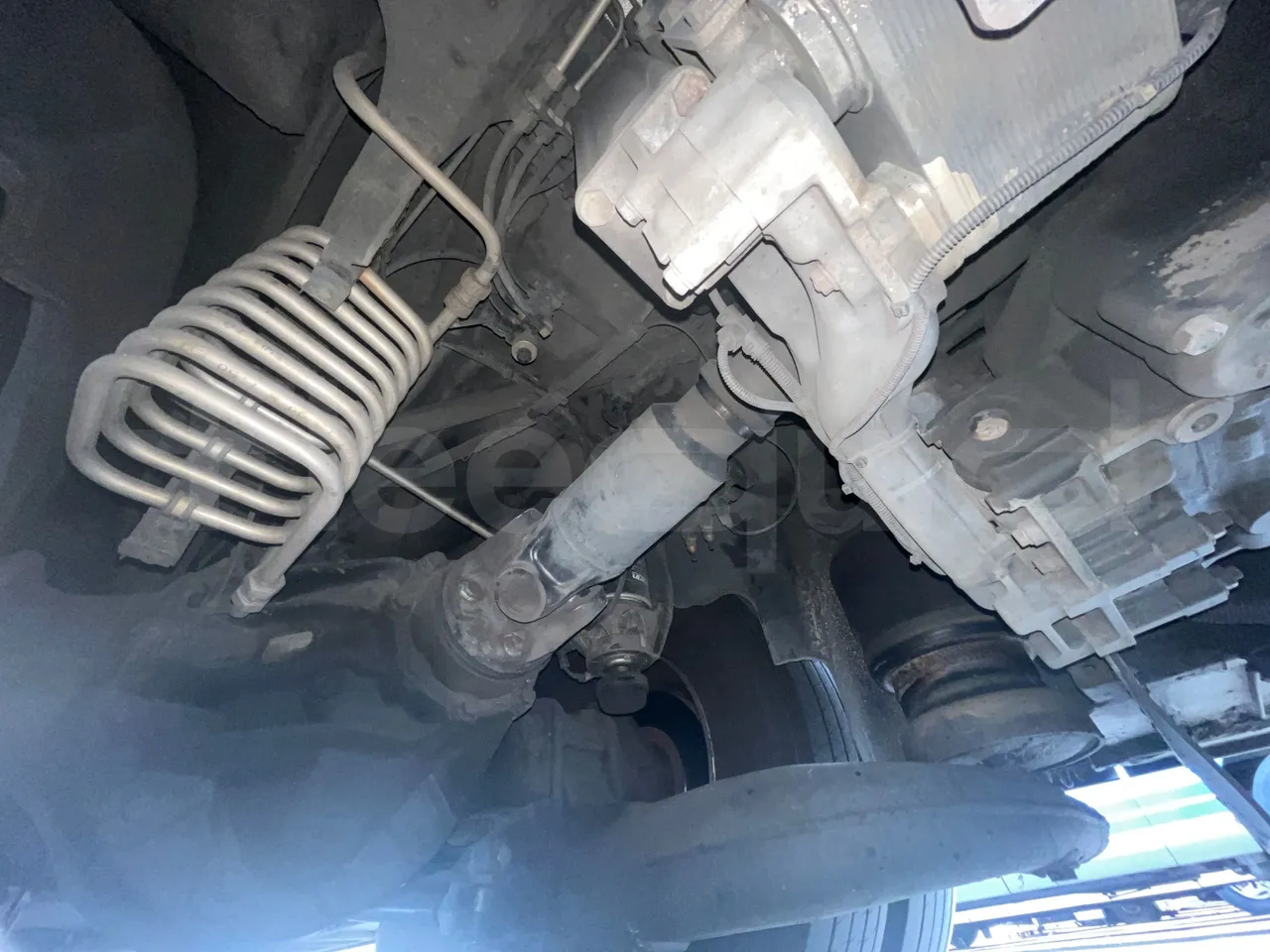 Neoplan JETLINER B274600 - Euro6 - 294kW - 13mt - driveshaft photo