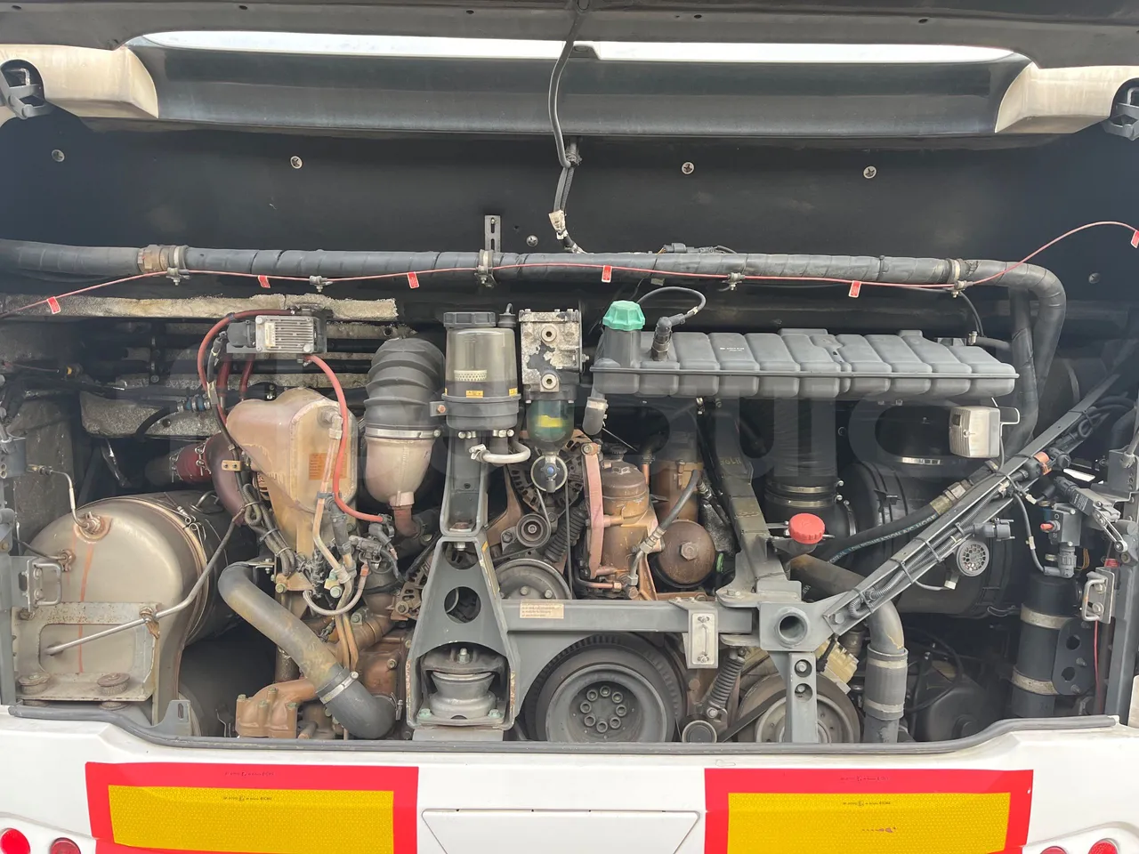 Neoplan JETLINER B274600 - Euro6 - 294kW - 13mt - rear hatch open