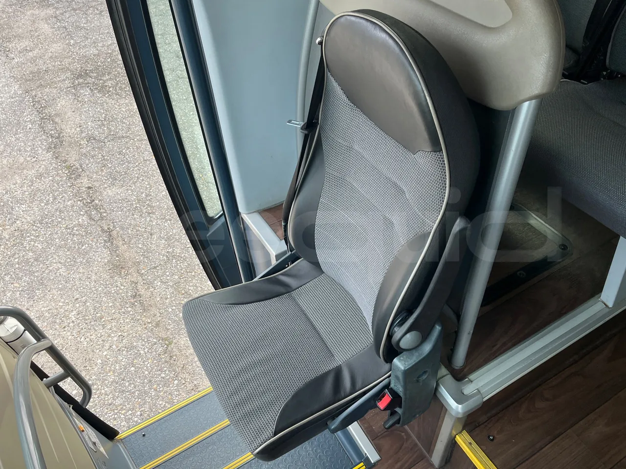 Neoplan JETLINER B274600 - Euro6 - 294kW - 13mt - hostess seat photo