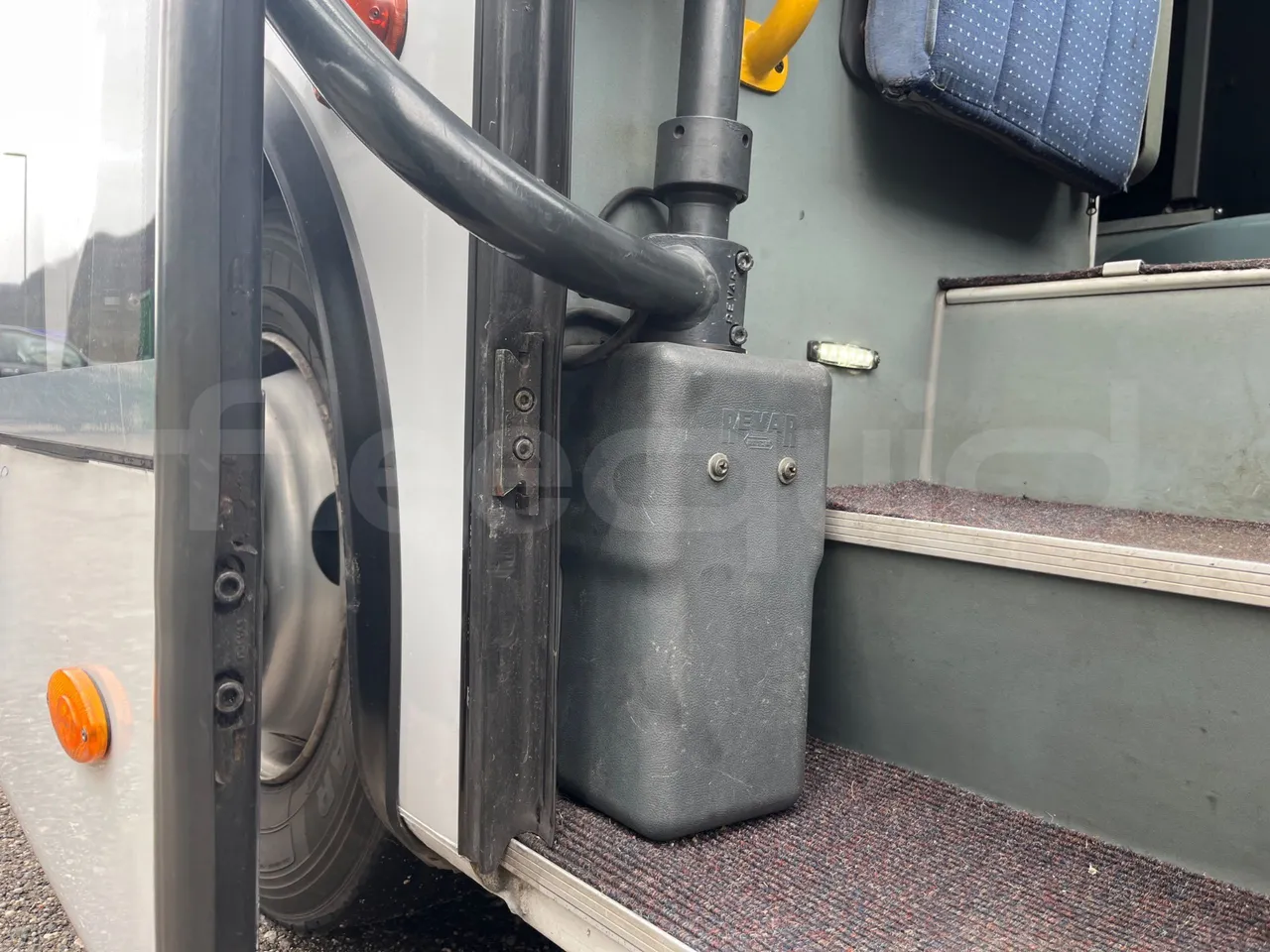 Otokar Navigo G240S35 - EUR4 - 176kW - 9.174m - door mechanism photo