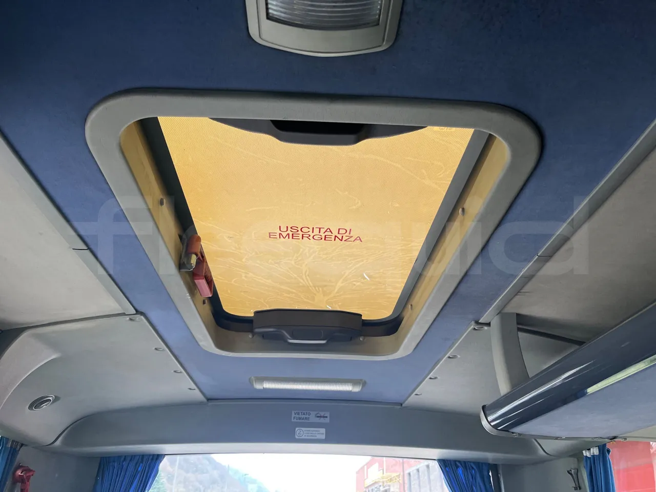 Otokar Navigo G240S35 - EUR4 - 176kW - 9.174m - roof hatch 1