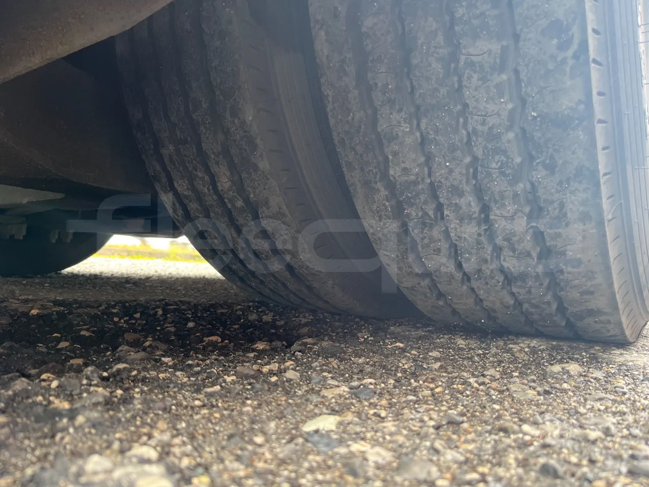 Otokar Navigo G240S35 - EUR4 - 176kW - 9.174m - tread condition second axle tires left