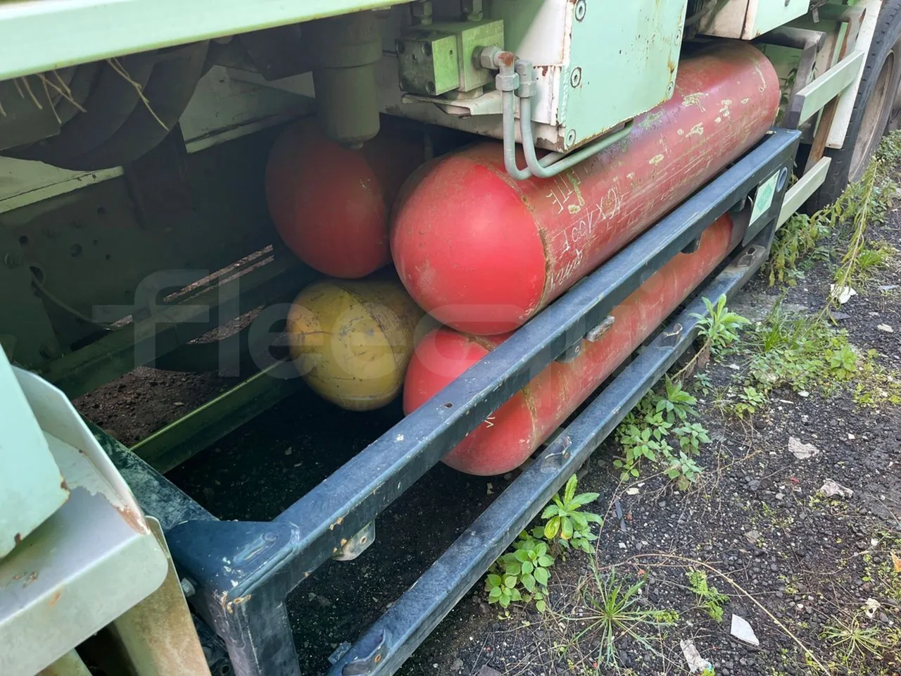 Daimler-Chrysler AG 930|MB 2532 - Euro5 - 235kW - 9.620mt - luggage rack photo