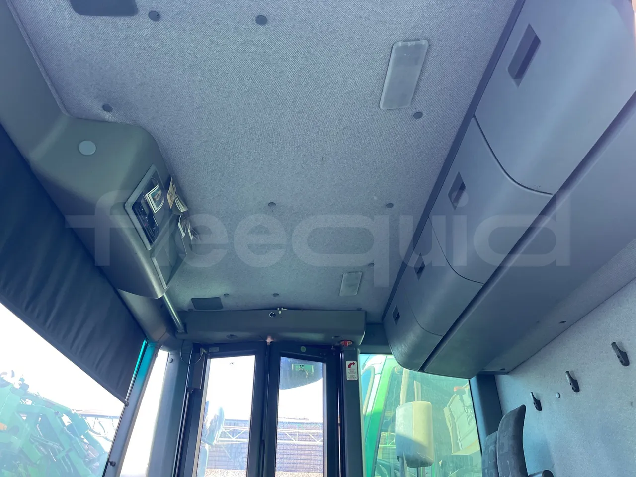 Daimler-Chrysler AG 930|MB 2532 - Euro5 - 235kW - 9.620mt - overhead compartments photo
