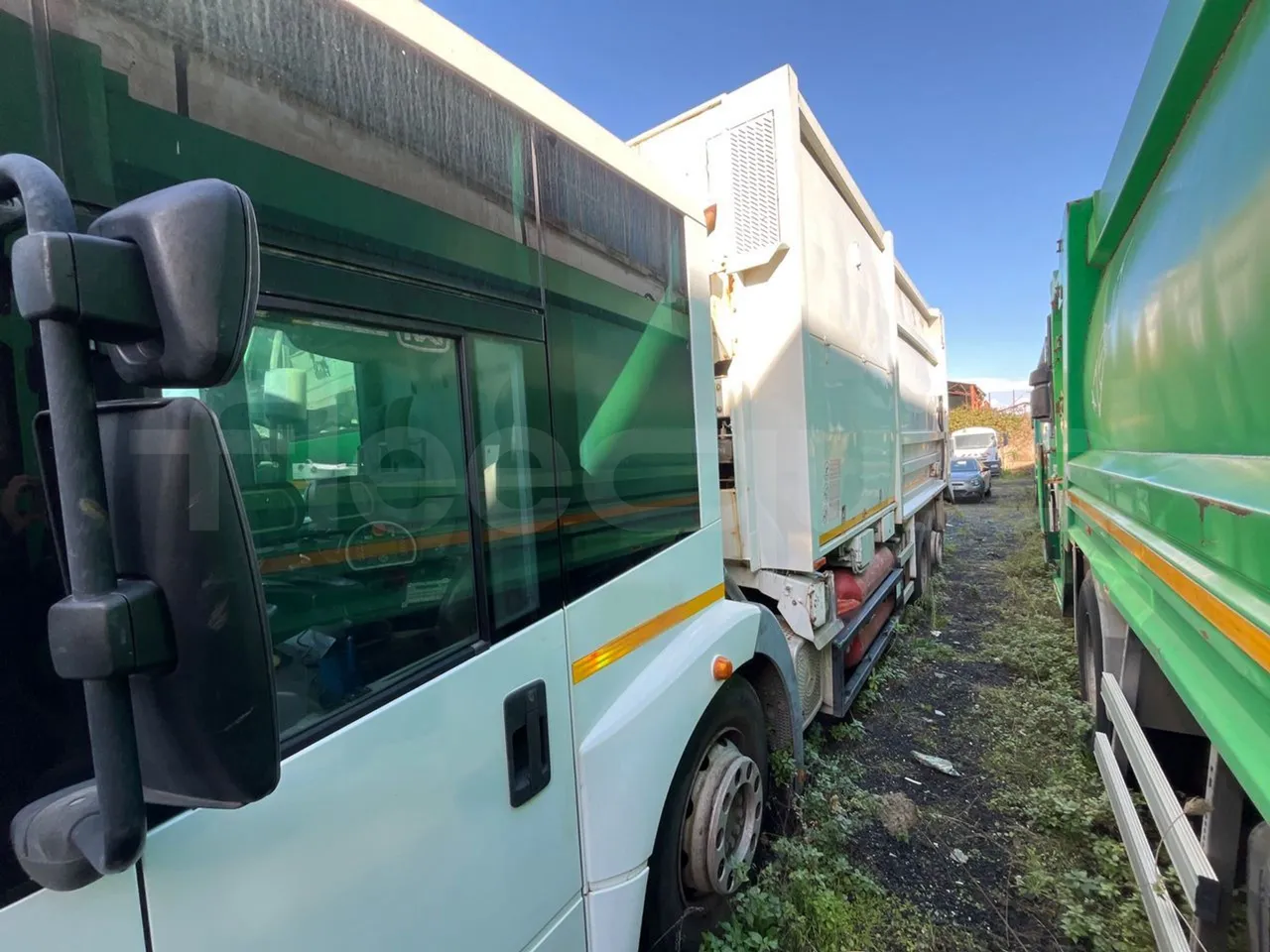 Daimler-Chrysler AG 930|MB 2532 - Euro5 - 235kW - 9.620mt - left side photo