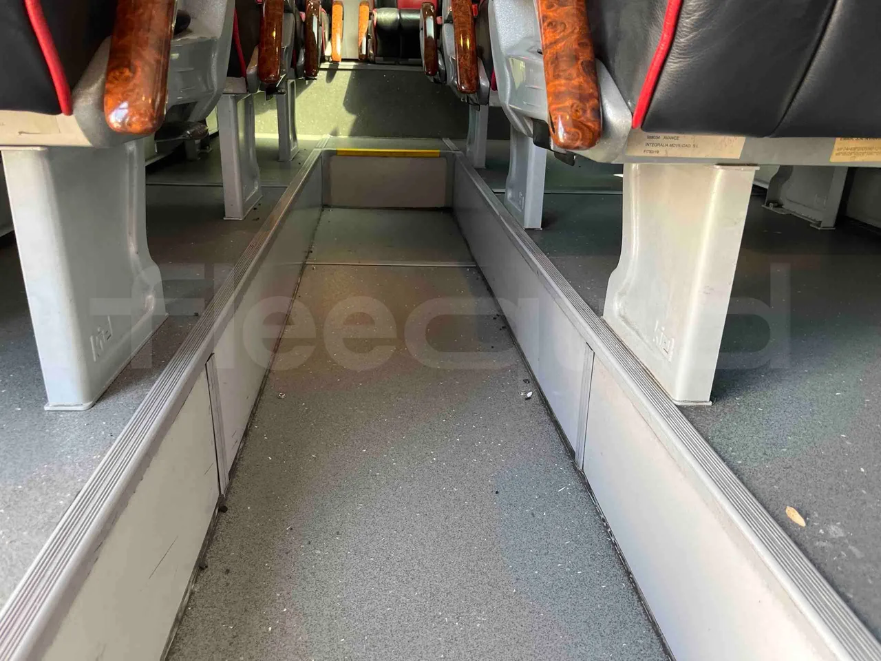 Mercedes-Benz Sprinter - seat brackets photo