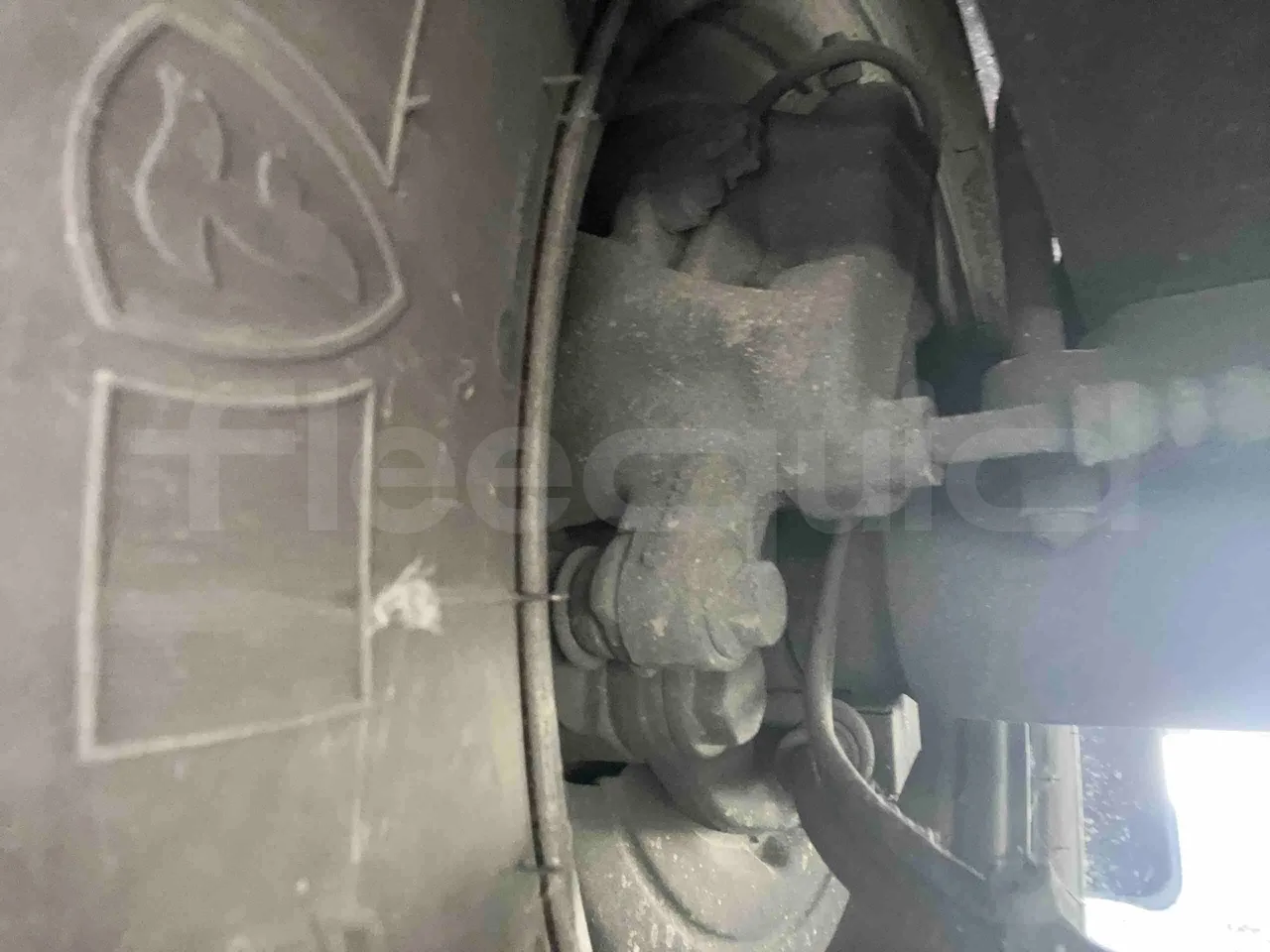 Mercedes-Benz Sprinter - axle 2 caliper brakes left