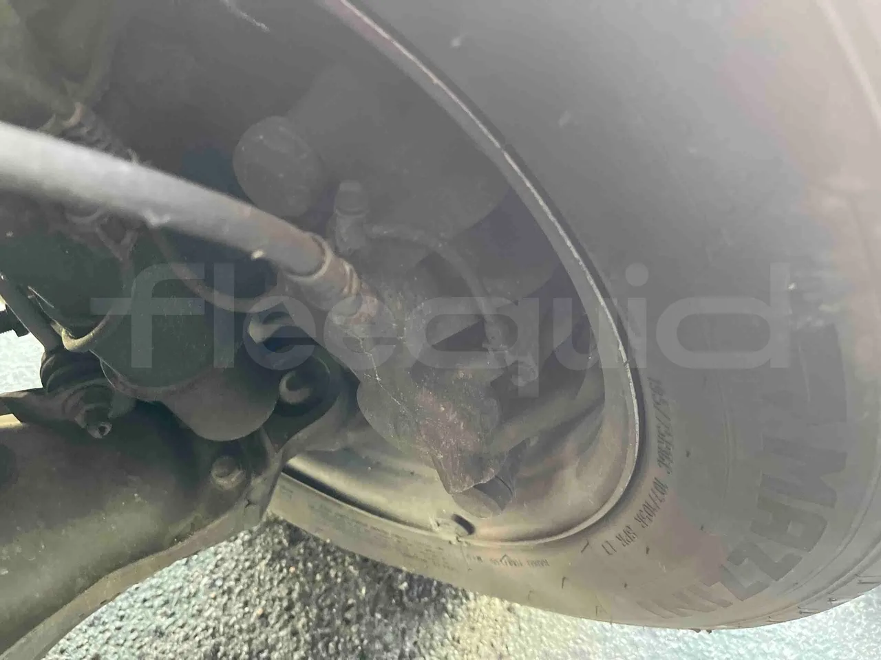 Mercedes-Benz Sprinter - front brake calipers right