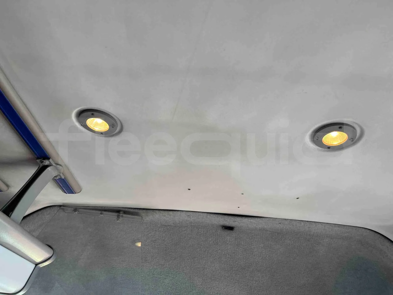 Mercedes-Benz Sprinter - monitor detail photo