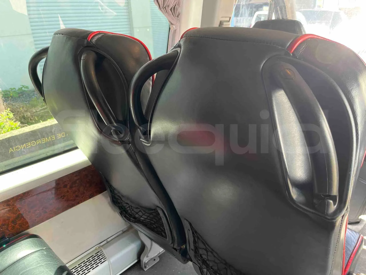 Mercedes-Benz Sprinter - table detail photo