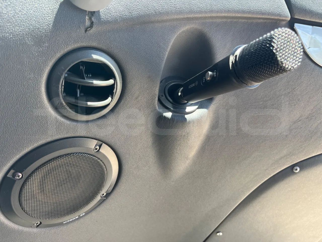 Irizar Scania - hostes microphone accessories photo