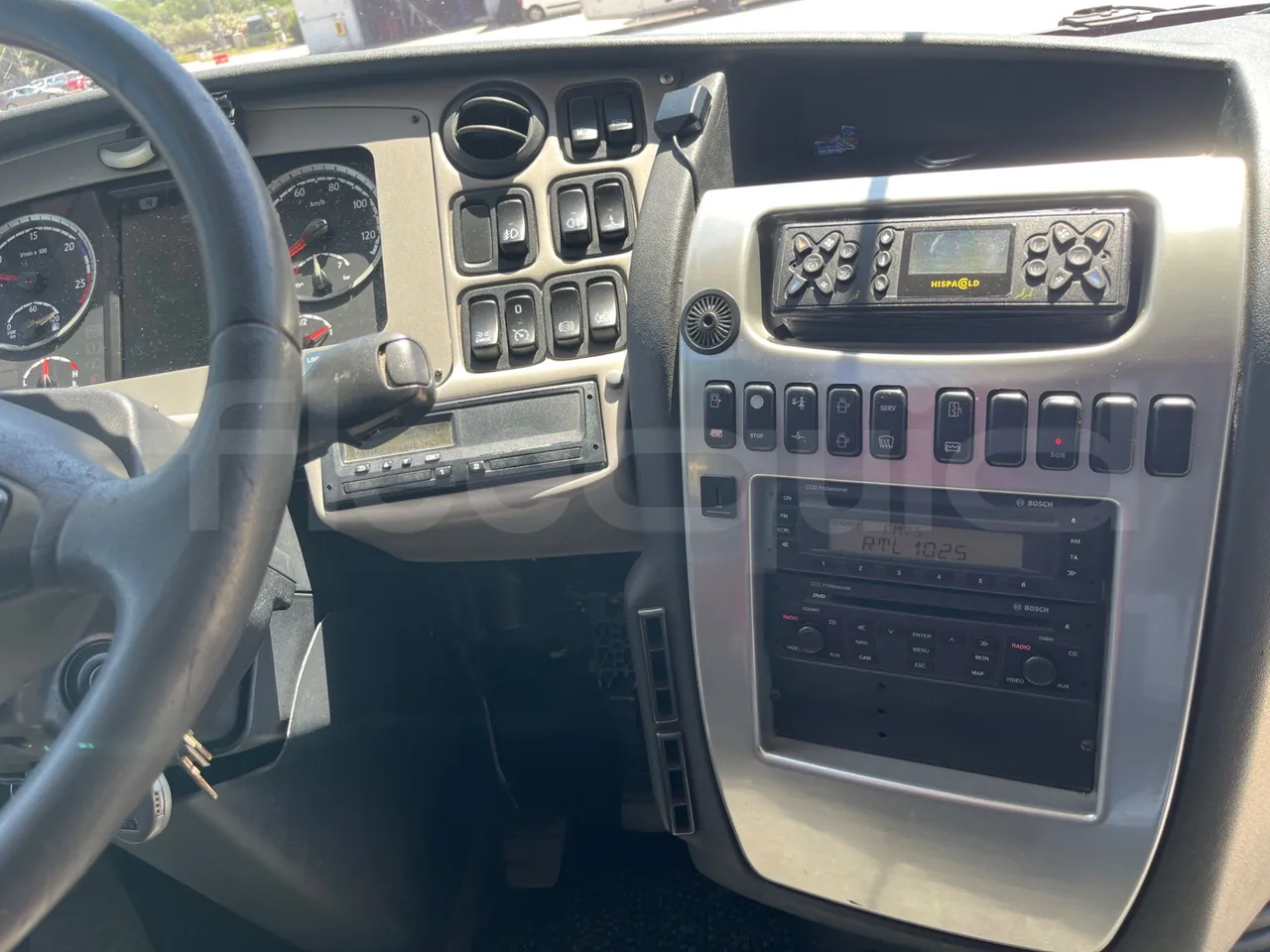 Irizar Scania - radio accessories photo