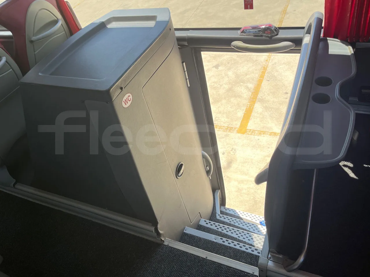 Irizar Scania - folding seat photo