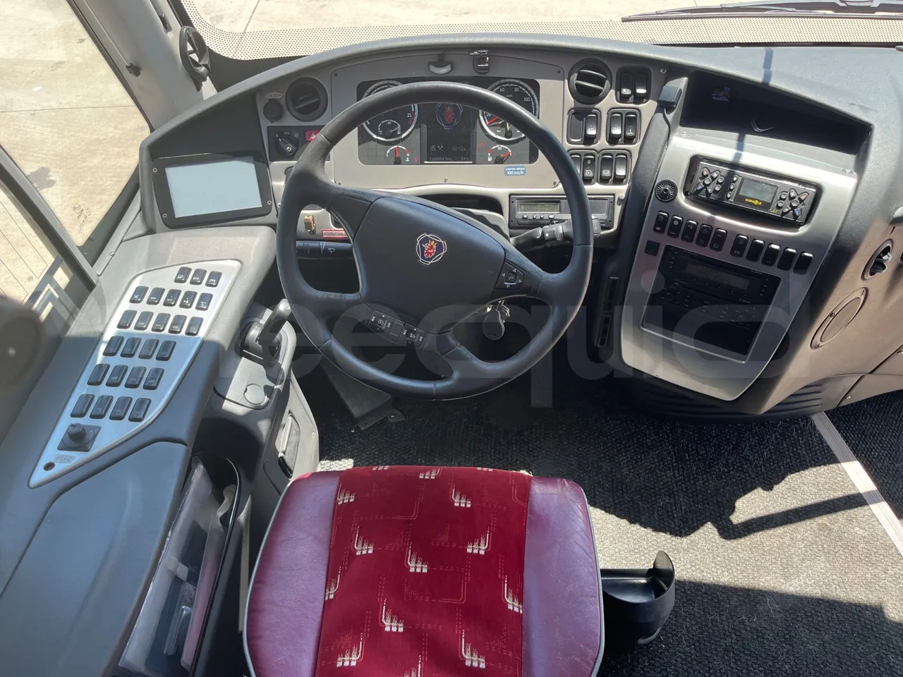 Irizar Scania - steering wheel photo