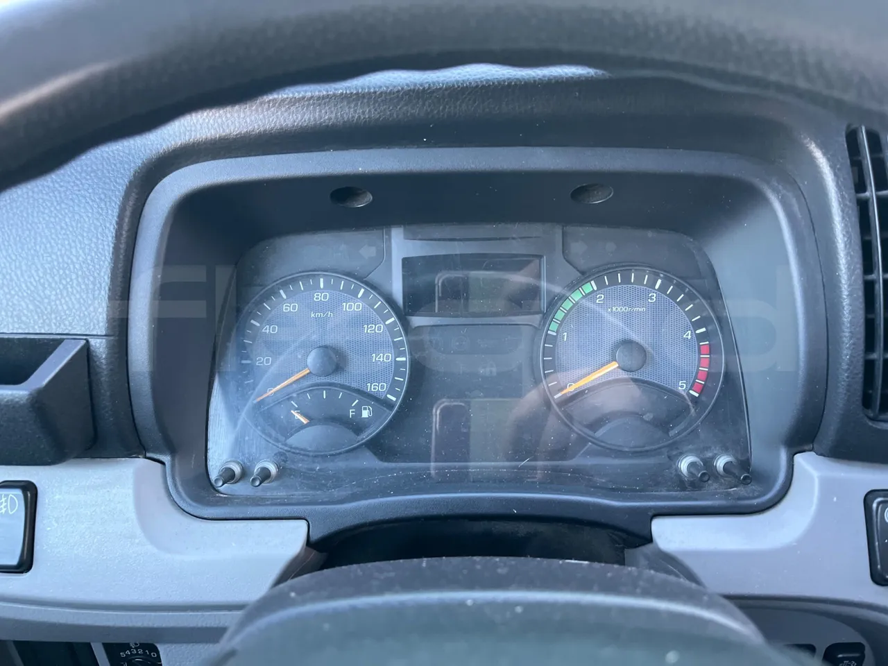 MITSUBISHI FUSO FE4P10TF1N - Euro6 - 110kW -  7.060mt - dashboard lights on