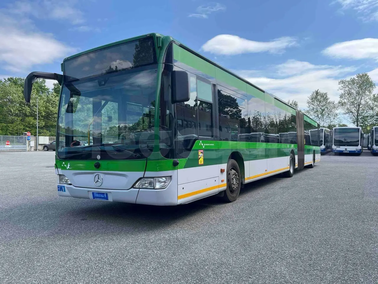 Mercedes-Benz Citaro O 530 G - Euro5 - 260kW - 17.940mt - 3/4 front left