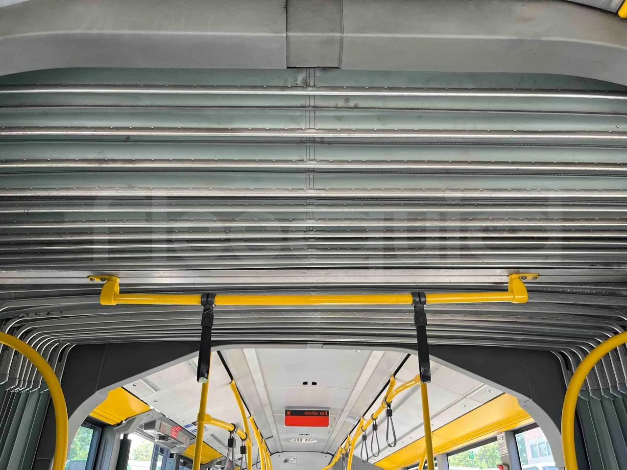 Mercedes-Benz Citaro O 530 G - Euro5 - 260kW - 17.940mt - footrest detail photo
