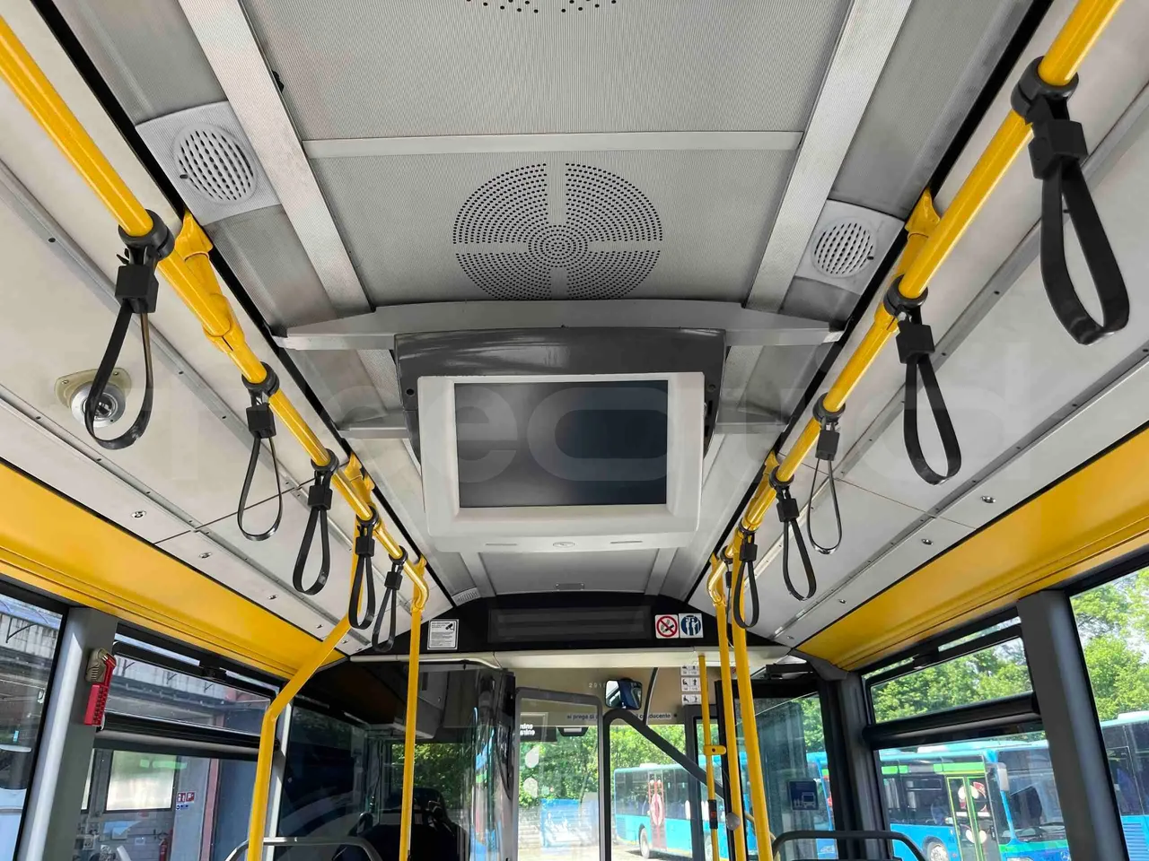Mercedes-Benz Citaro O 530 G - Euro5 - 260kW - 17.940mt - monitor detail photo