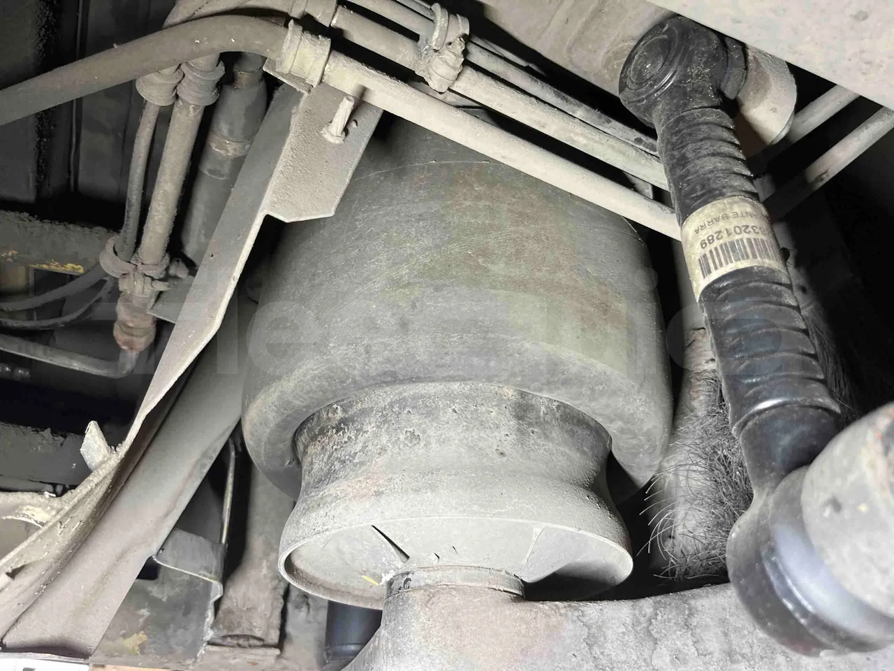 Mercedes-Benz Citaro O 530 G - Euro5 - 260kW - 17.940mt - axle 3 air springs 2 left