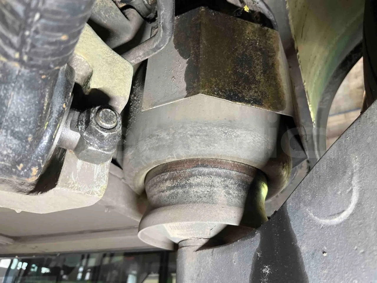 Mercedes-Benz Citaro O 530 G - Euro5 - 260kW - 17.940mt - axle 3 air springs 1 right