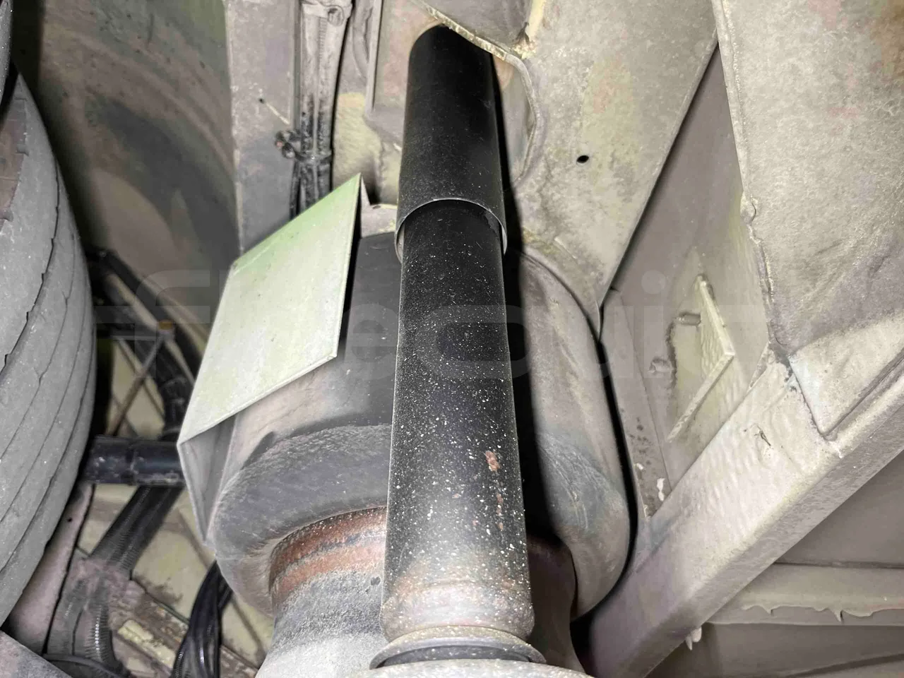 Mercedes-Benz Citaro O 530 G - Euro5 - 260kW - 17.940mt - axel 3 shock absorbers 1 right