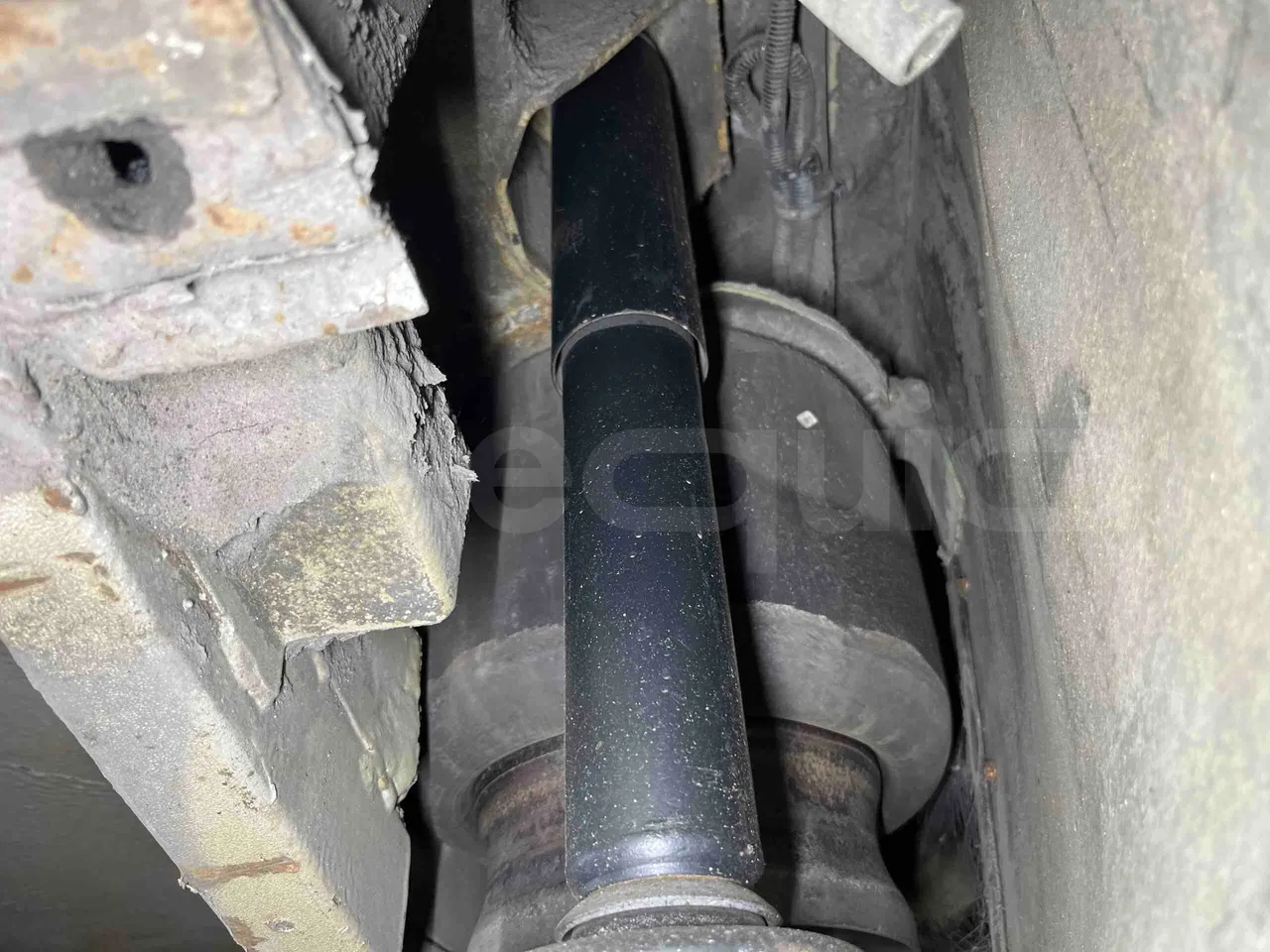 Mercedes-Benz Citaro O 530 G - Euro5 - 260kW - 17.940mt - axel 3 shock absorbers 2 right