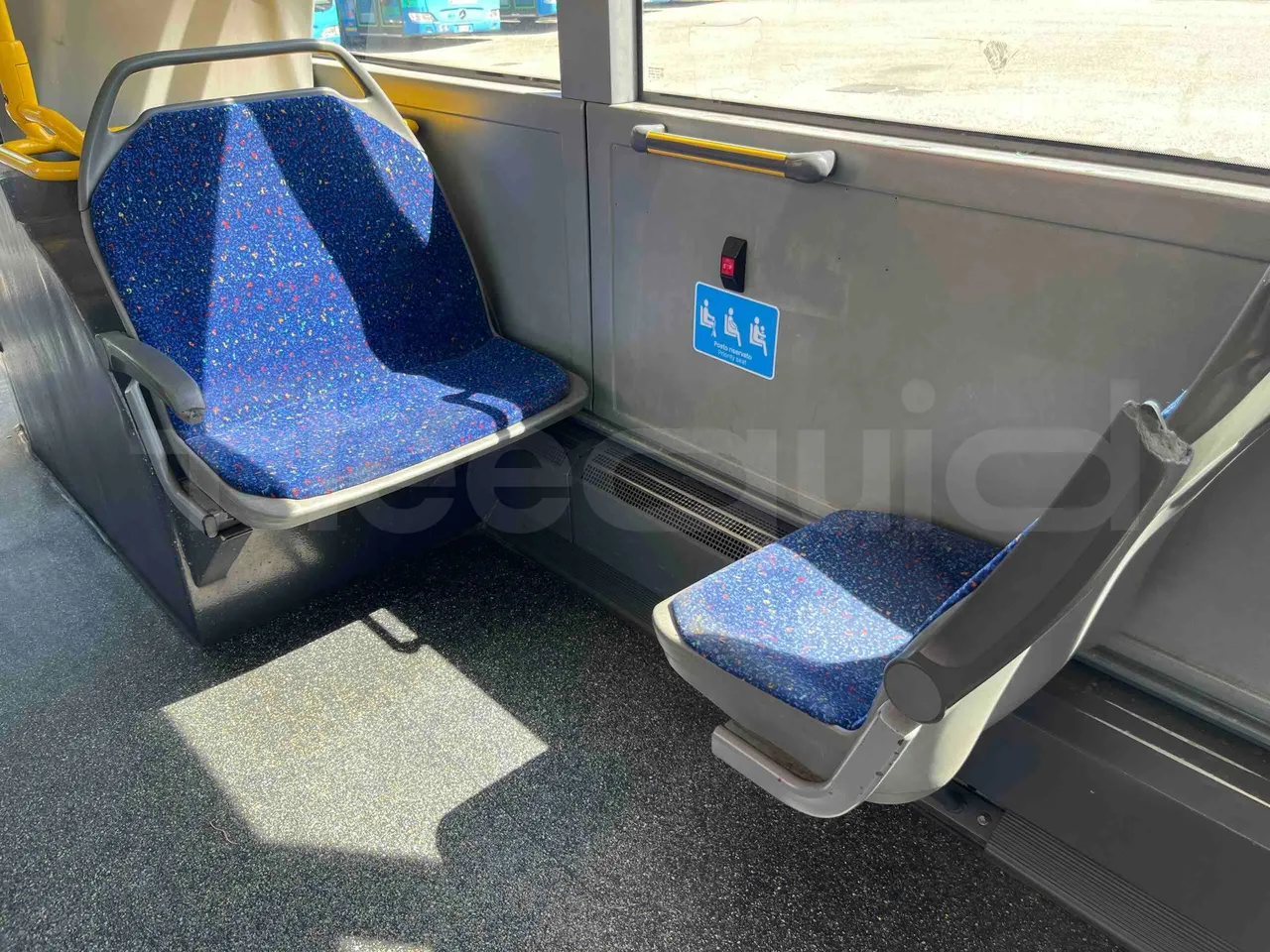 Mercedes-Benz Citaro G - armrest detail photo