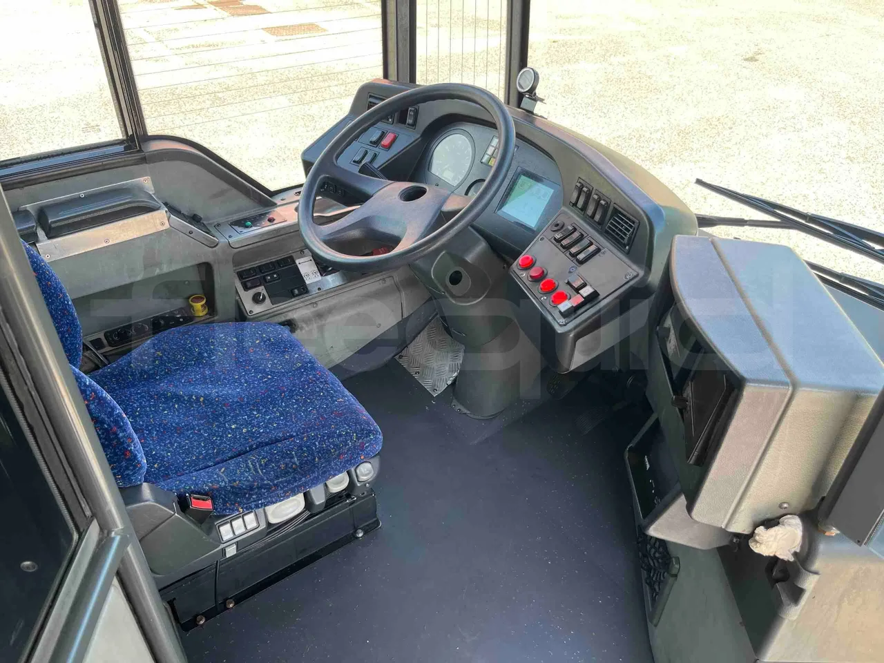 Mercedes-Benz Citaro G - buttons panels on