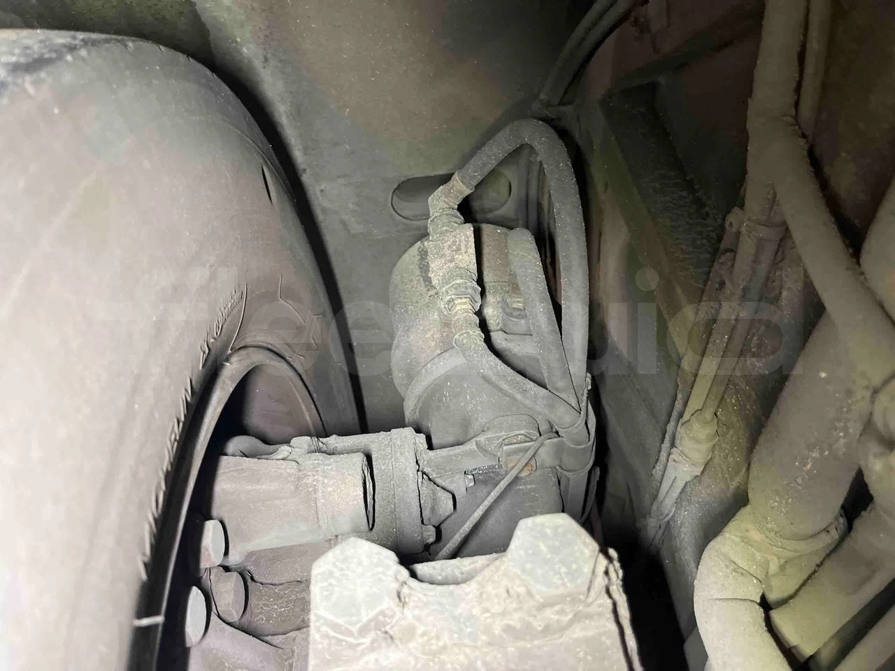Mercedes-Benz Citaro G - axle 2 caliper brakes left