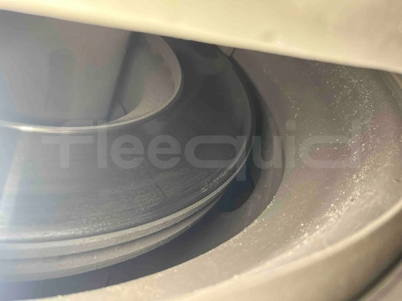 Mercedes-Benz Citaro G - axel 3  discs right