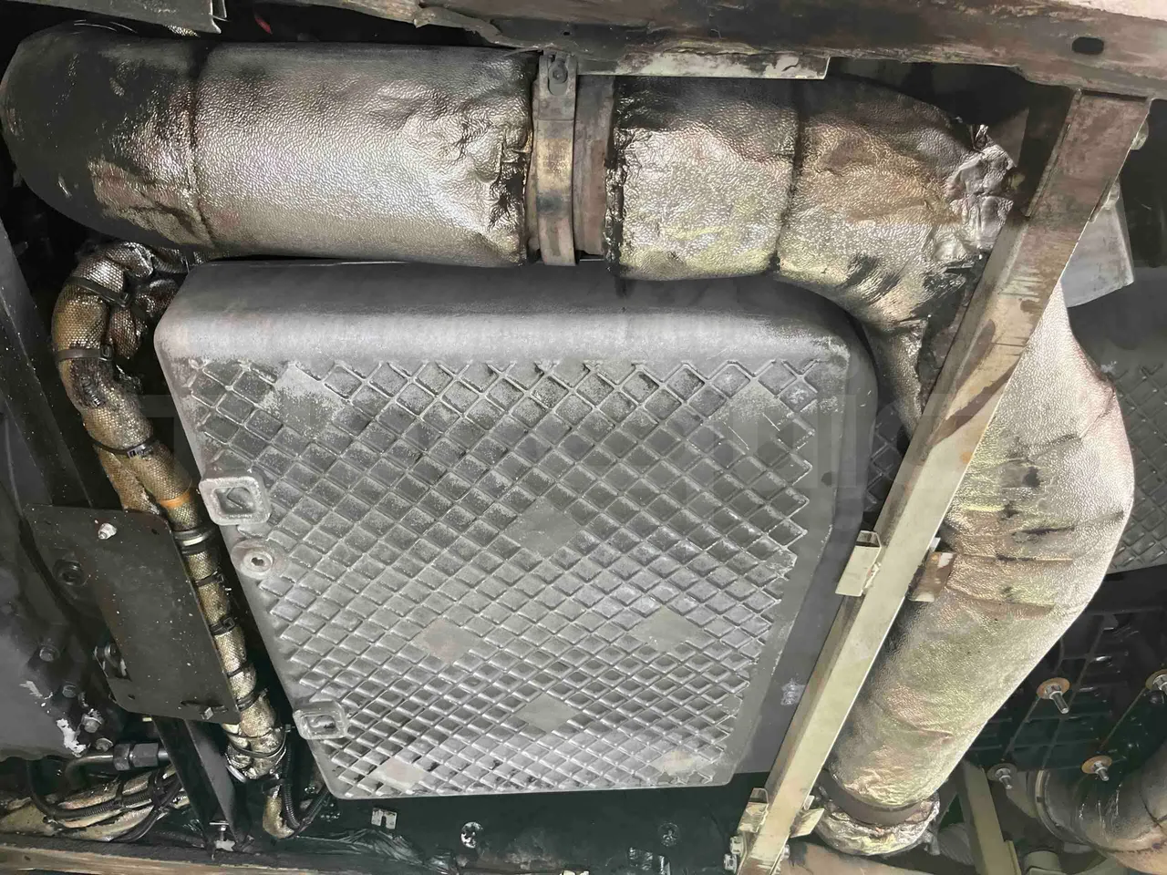 Mercedes-Benz Citaro G - engine without protection