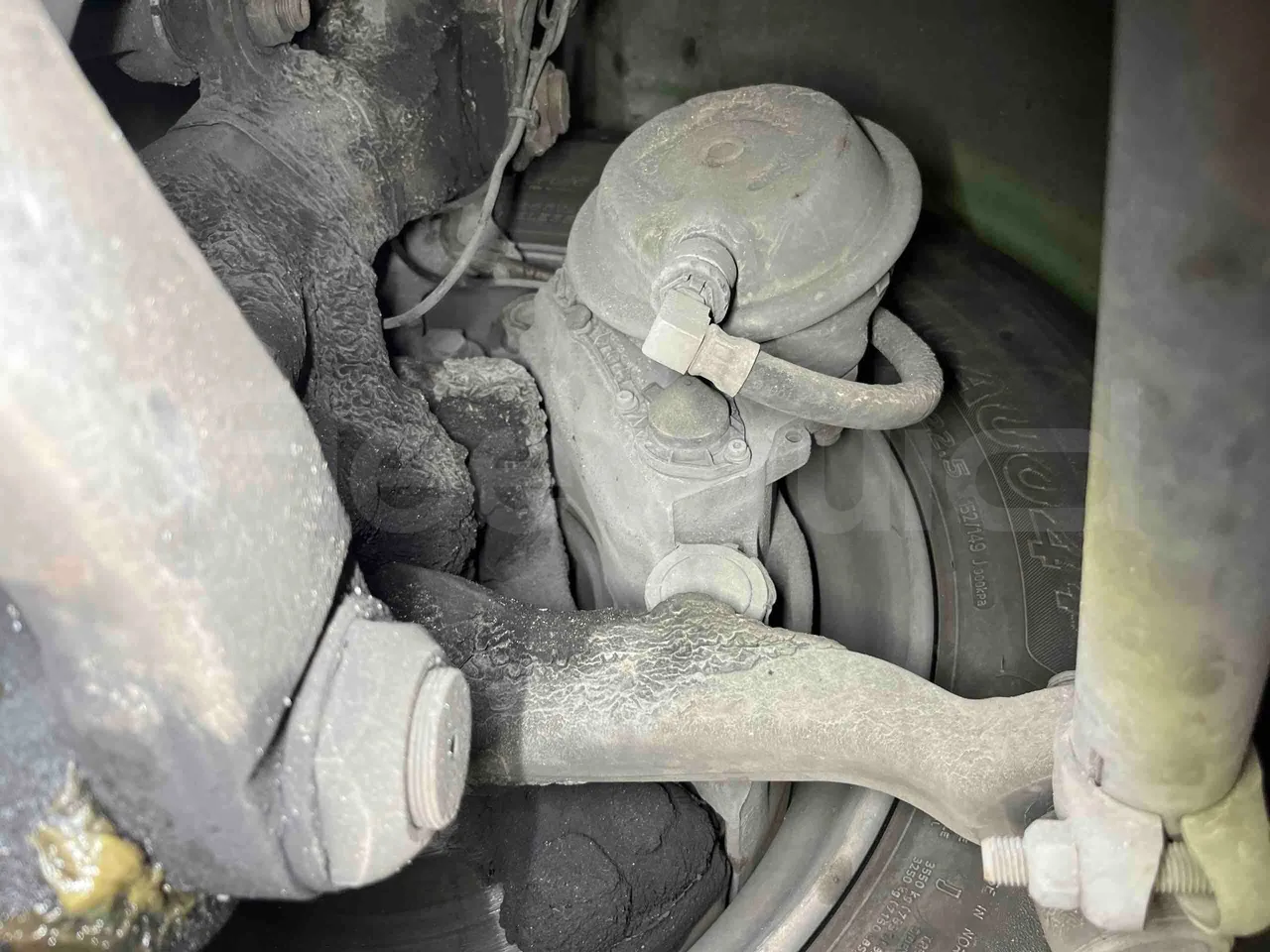 Mercedes-Benz Citaro G - front brake calipers left