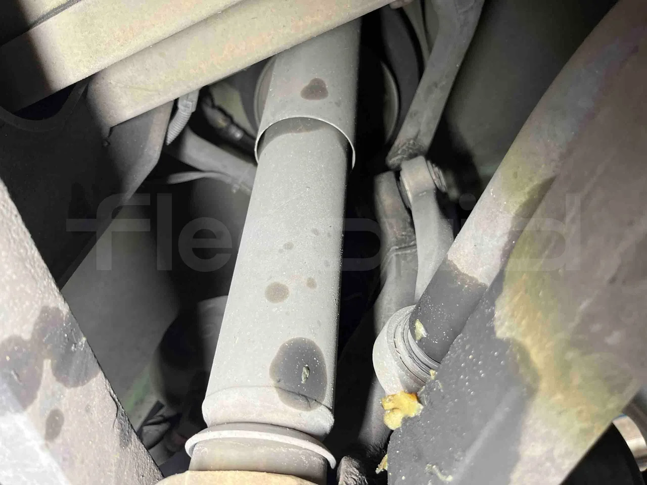 Mercedes-Benz Citaro G - front shock absorbers right