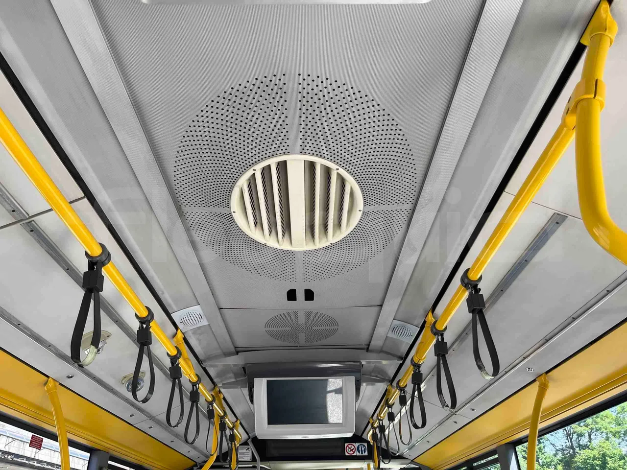 Mercedes-Benz Citaro G - roof hatch 2