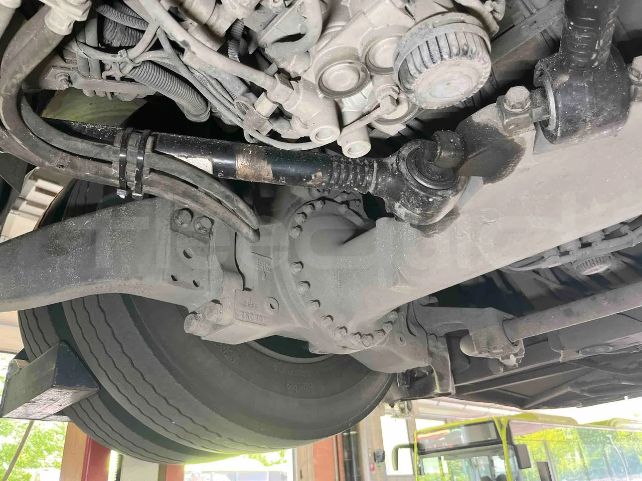 Mercedes-Benz Citaro G - axle 3 right side