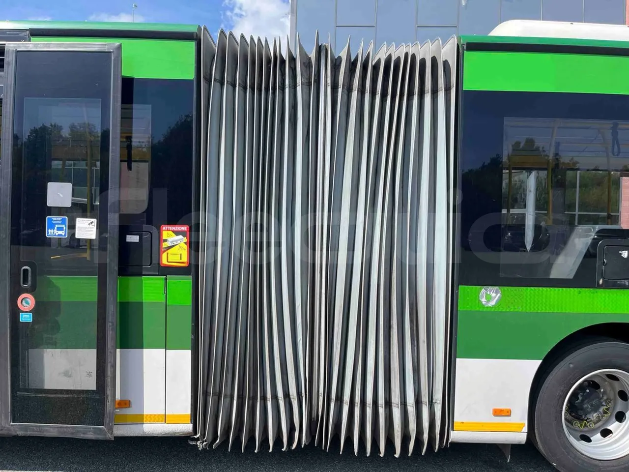 Mercedes-Benz Citaro G - turntable external (18m)
