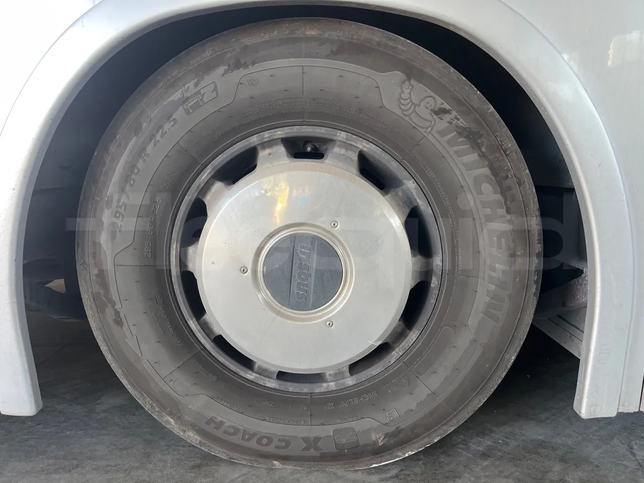 Iveco Domino - front left tire measurements