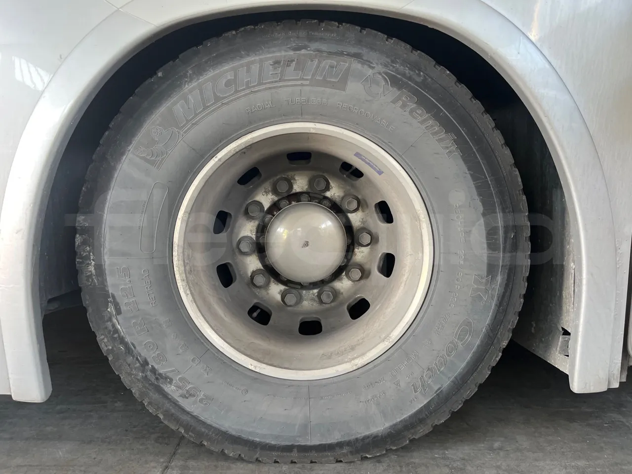 Iveco Domino - rear left tire photo