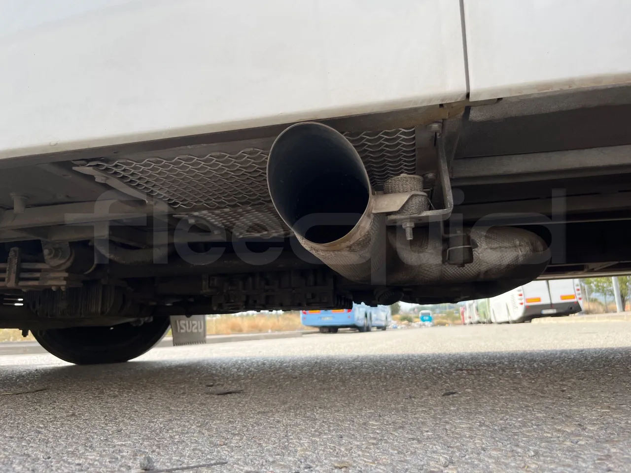 Isuzu Grand Toro S802-1/ Euro 6 - 151 Kw - 8.516 Mt - exhaust photo