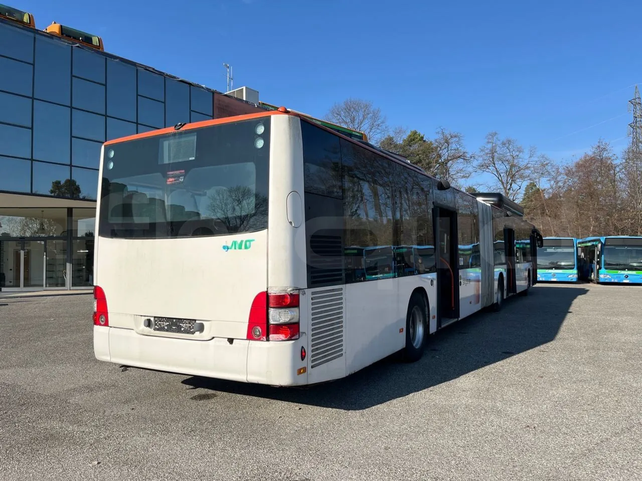 Man Lion's City GL A40 - Euro6 - 228kW - 18.750mt - 3/4 right rear doors open