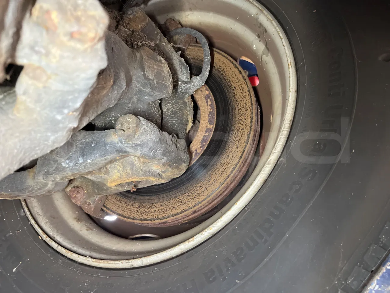 Man Lion's City GL A40 - Euro6 - 228kW - 18.750mt - front discs left