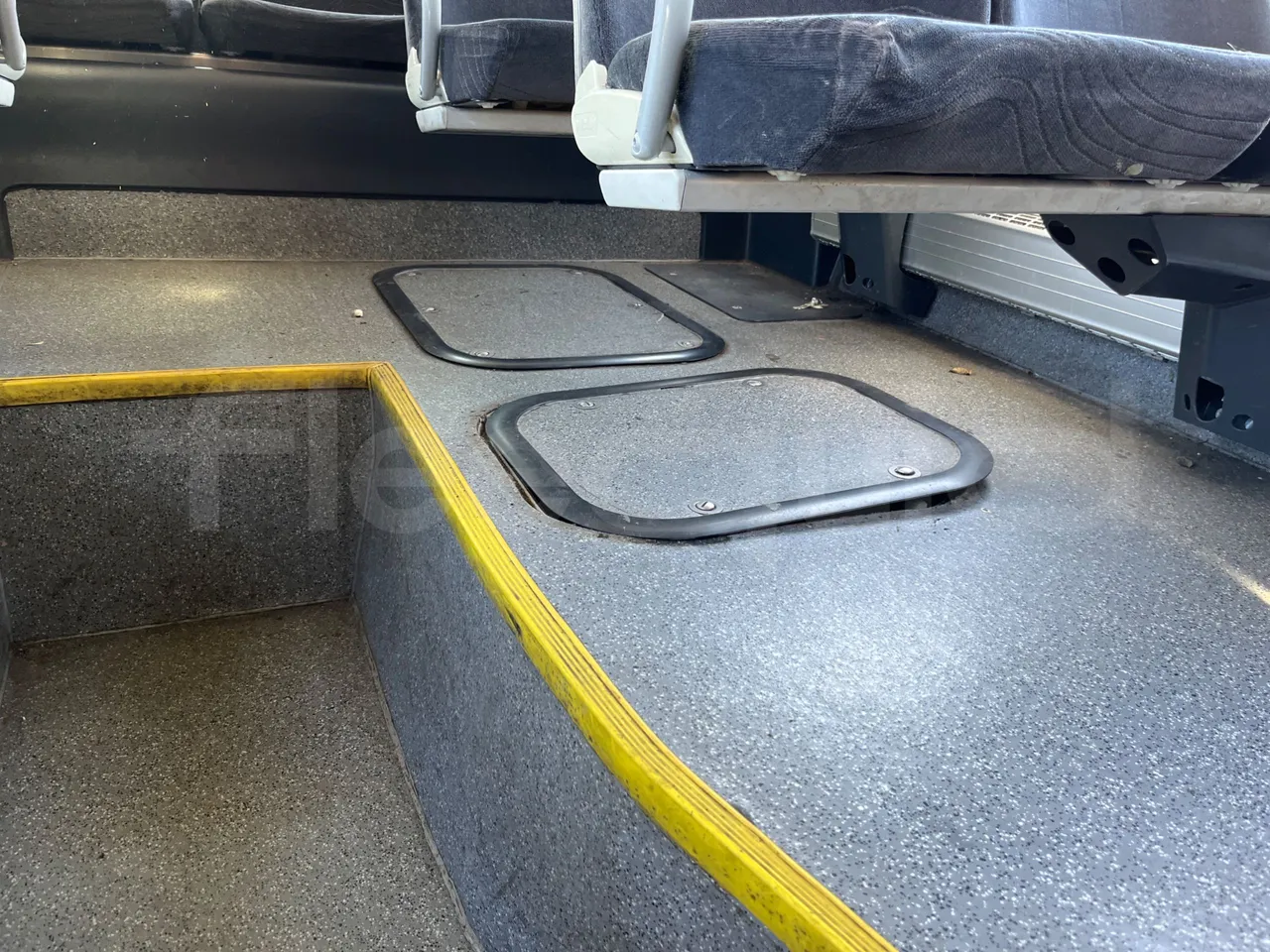 Man Lion's City GL A40 - Euro6 - 228kW - 18.750mt - floor hatches photo