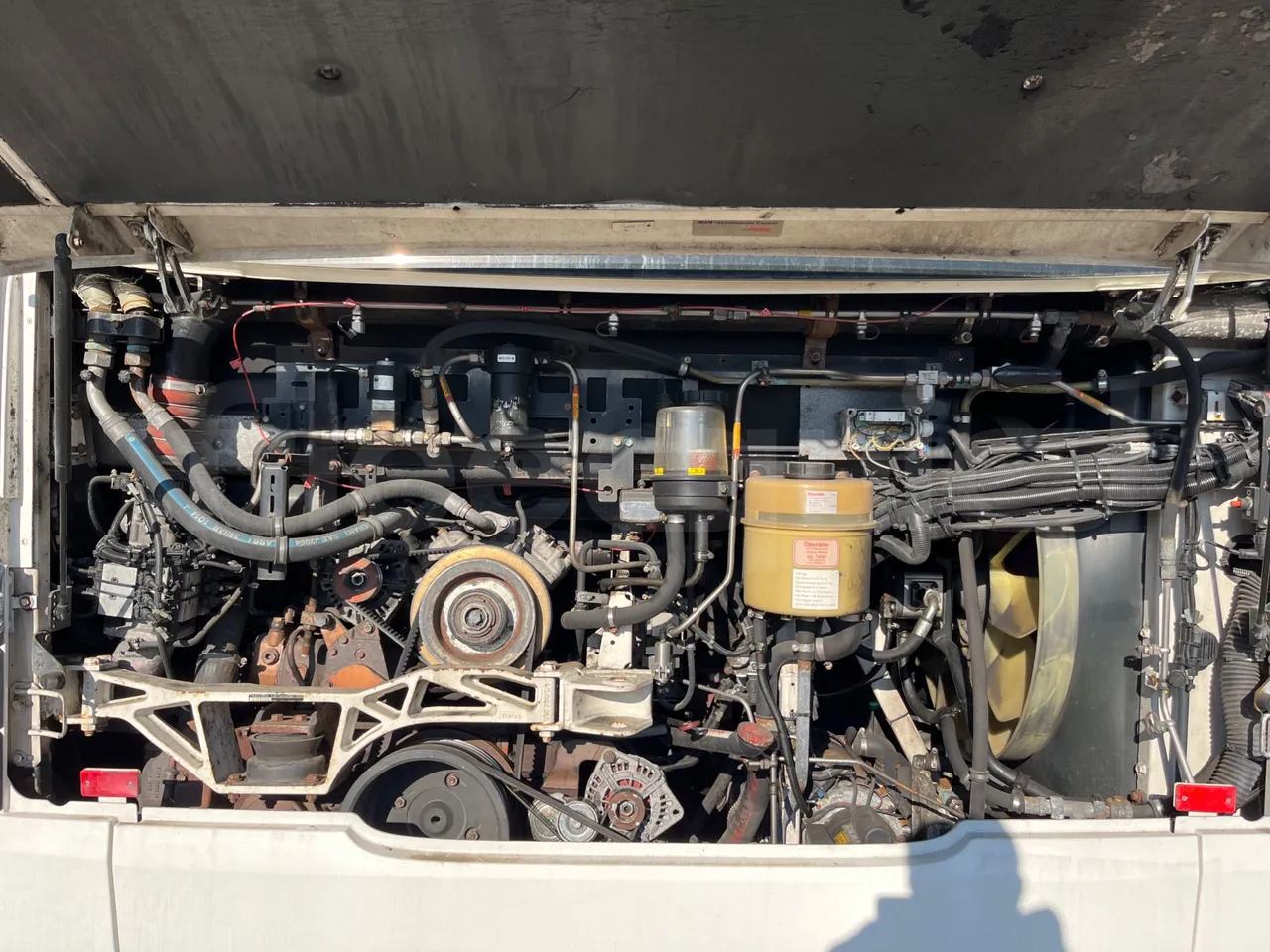 Man Lion's City GL A40 - Euro6 - 228kW - 18.750mt - rear hatch open