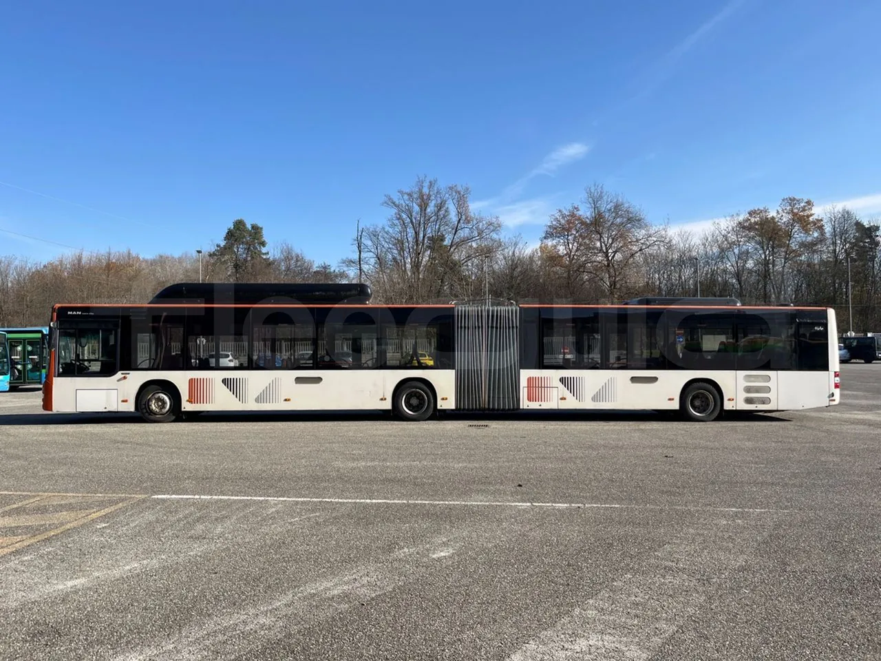 Man Lion's City GL A40 - Euro6 - 228kW - 18.750mt - left side photo