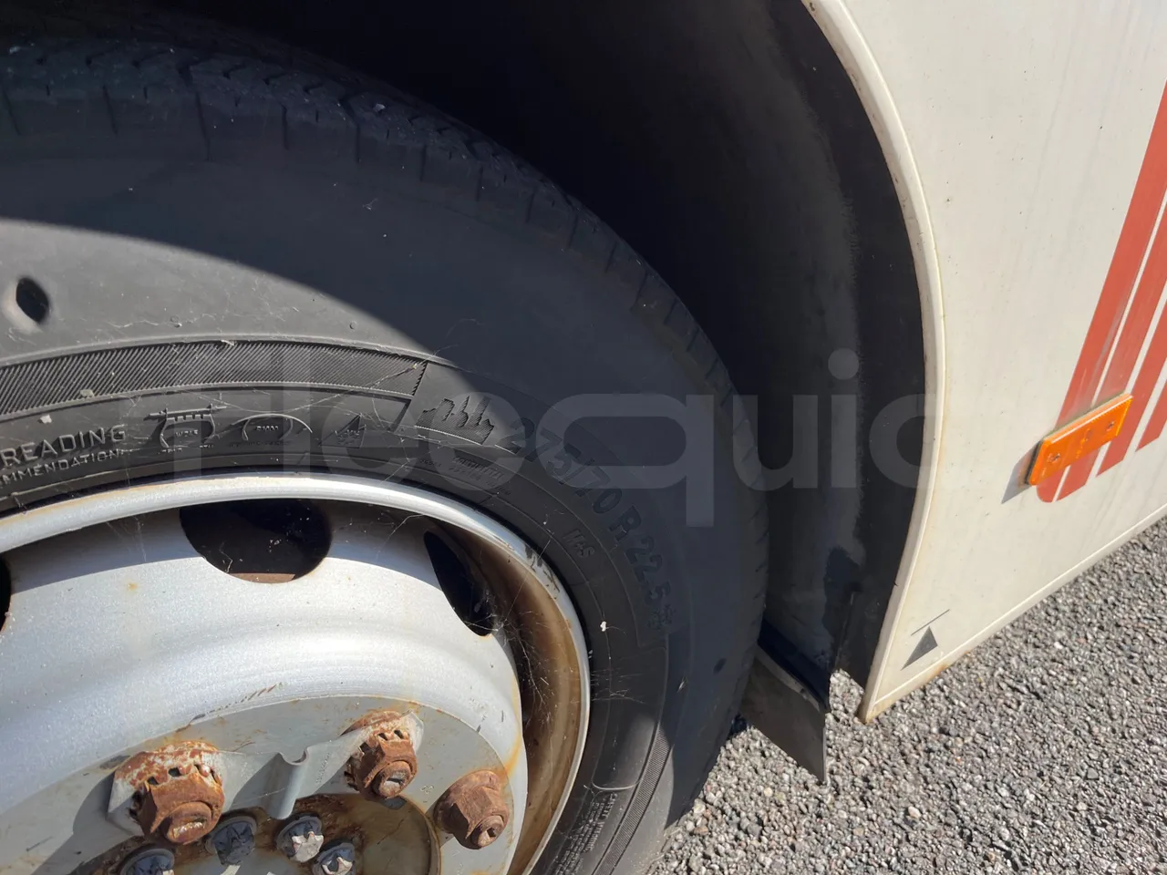 Man Lion's City GL A40 - Euro6 - 228kW - 18.750mt - front left tire measurements